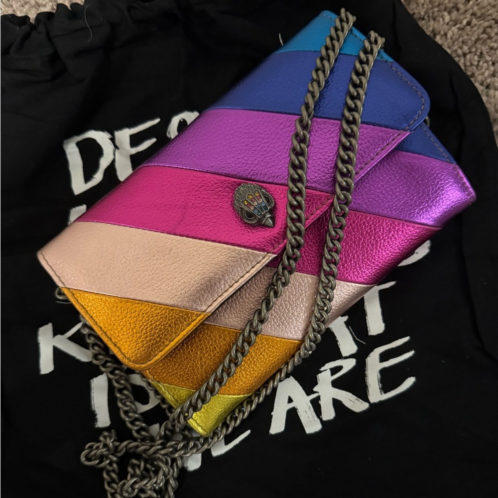 KURT GEIGER LONDON
Kensington Leather Chain Wallet